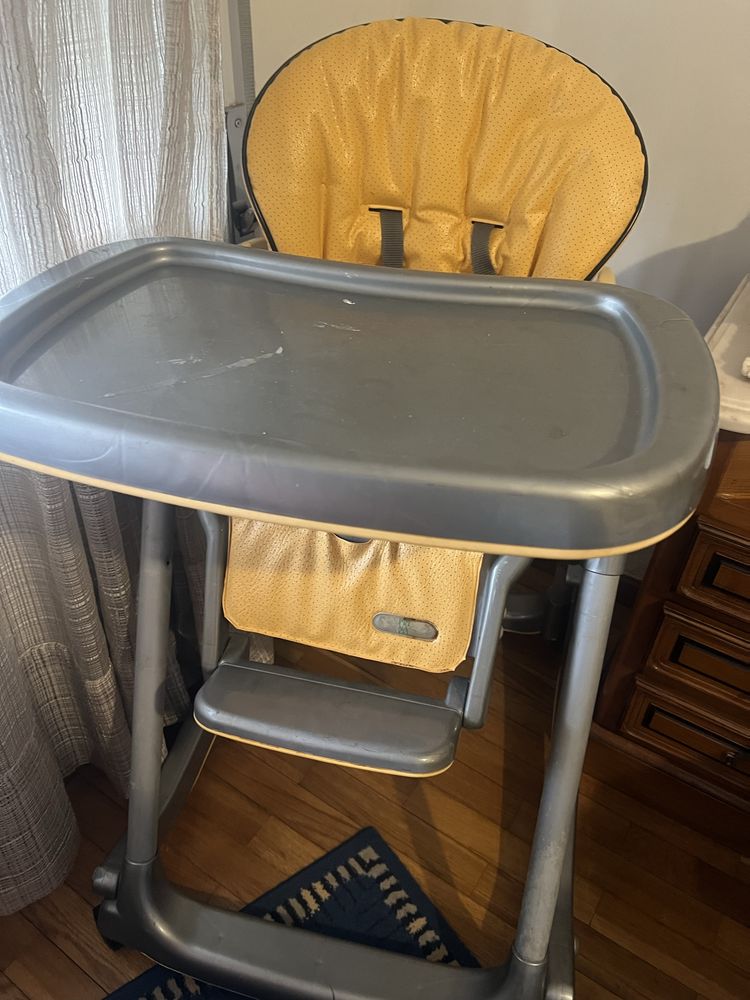 Cadeira de bebe para comer e dormir