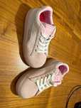 Sneakersy dziewczęce PUMA z motywem LOL r. 24