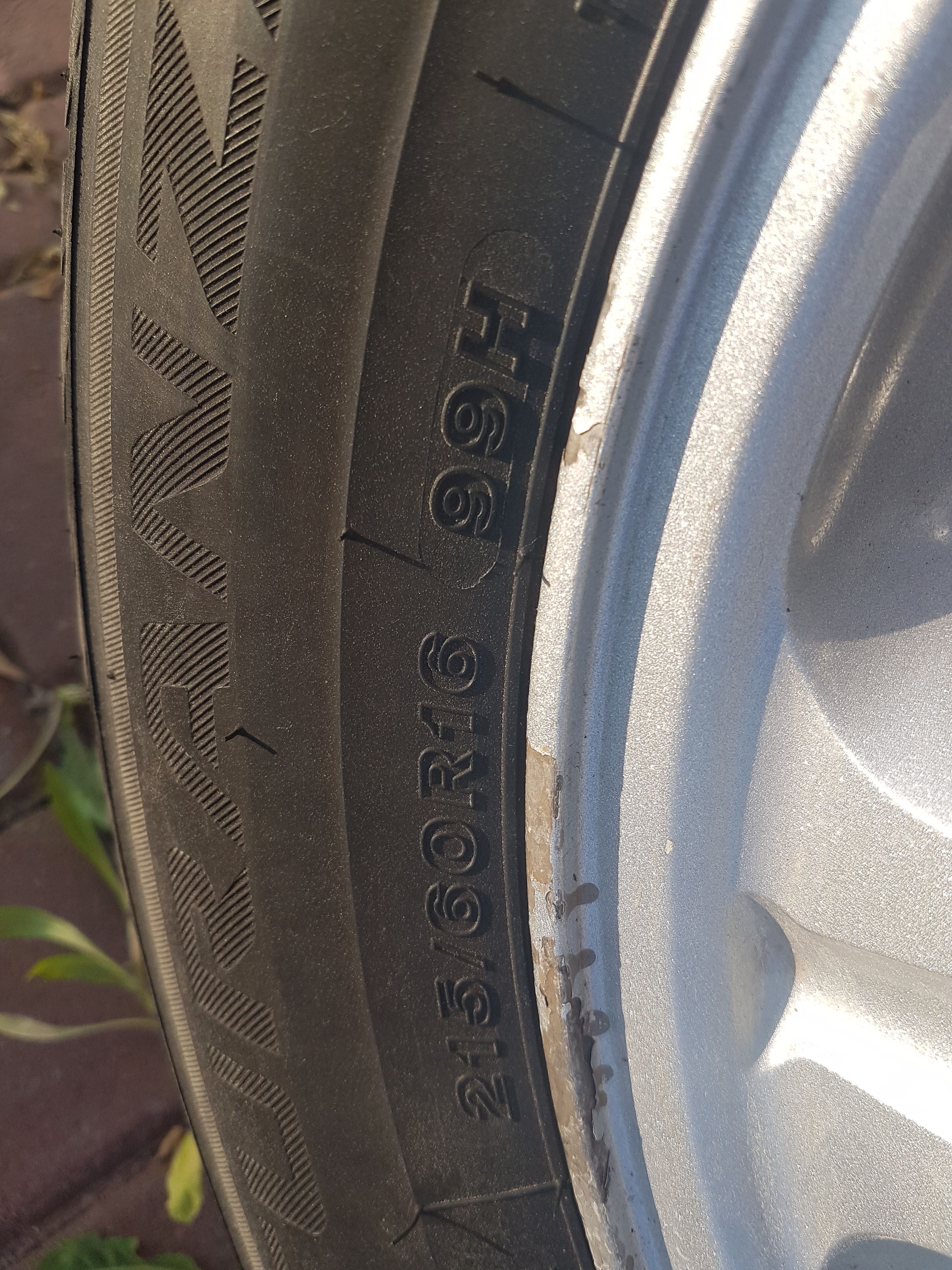 Mіtsubishi Lancer Otlander Резина Bridgestone с дисками 215 60 R16