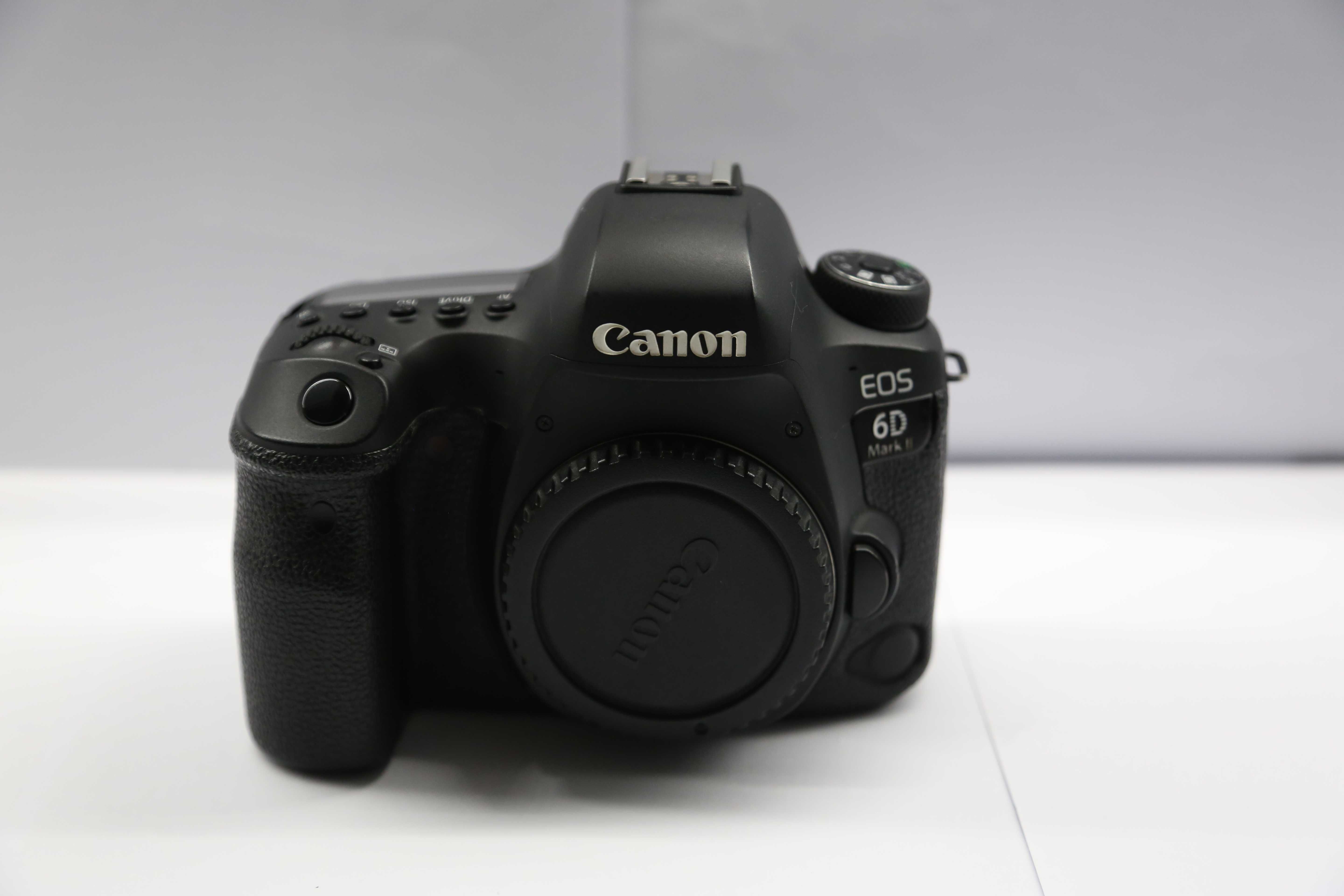 Camara Canon 6D Mark II EOS e Flashs