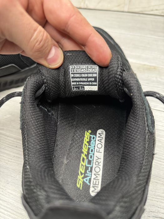 Мужские черные кроссовки skechers matera 2.0