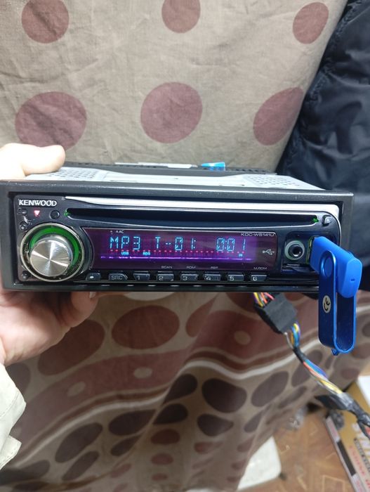 Оригинальный Кенвуд с блютузом