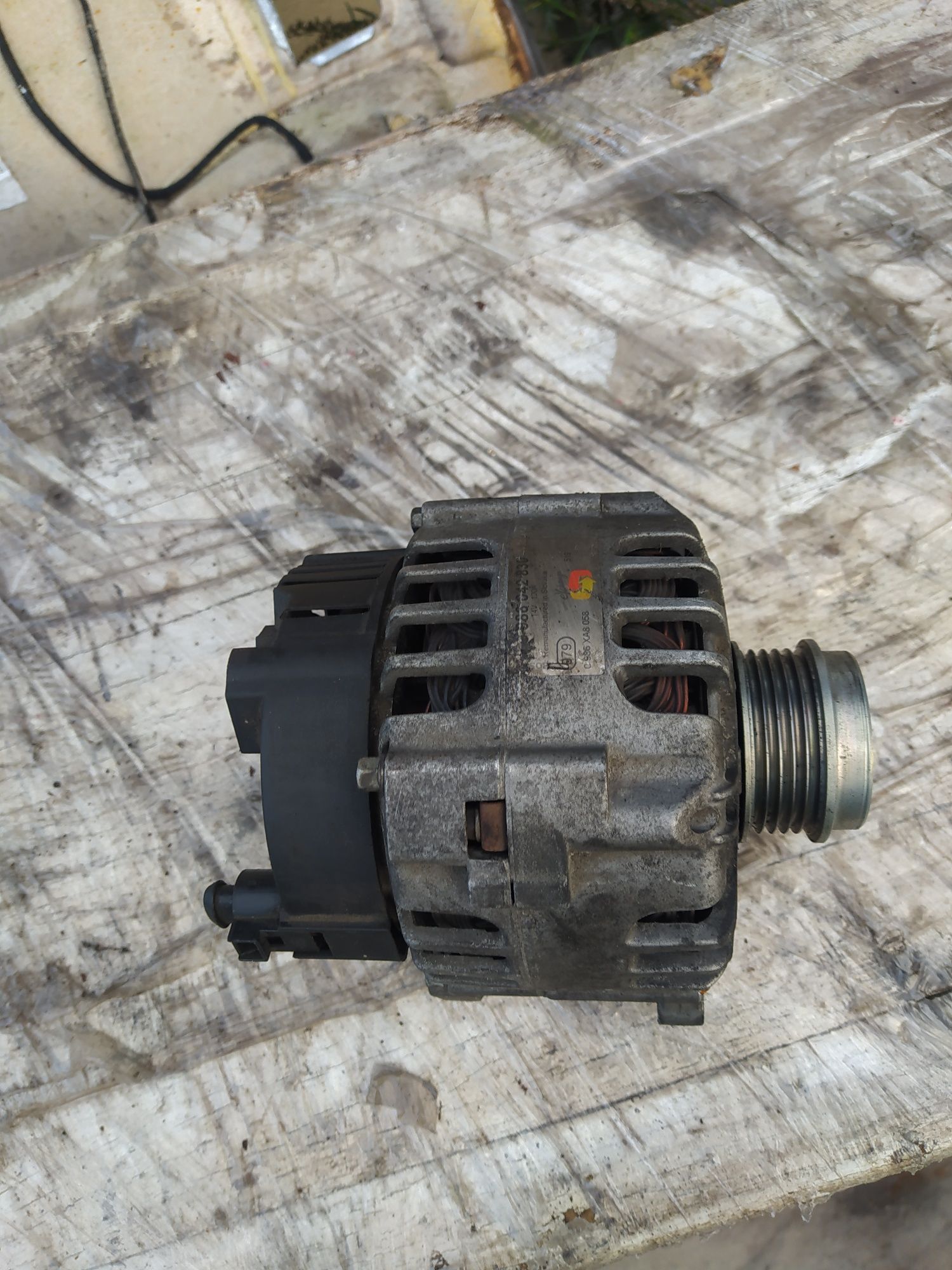 Alternator Passat b5 fl 1.9 tdi 130,101 koni