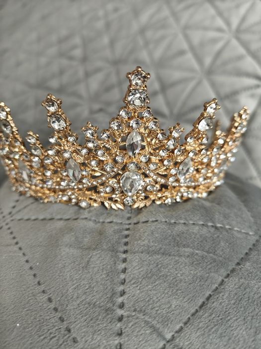 Диадема. Тиара . Корона. Украшение.