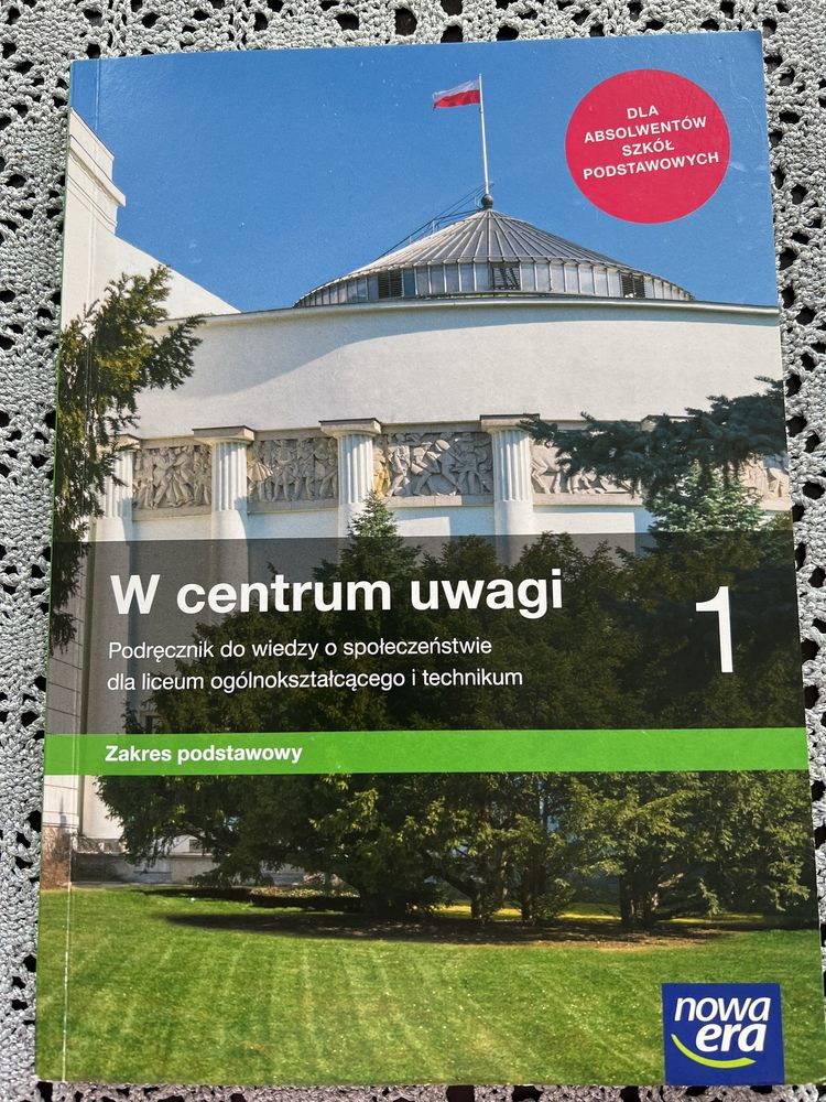 W centrum uwagi 1, podręcznik do wos