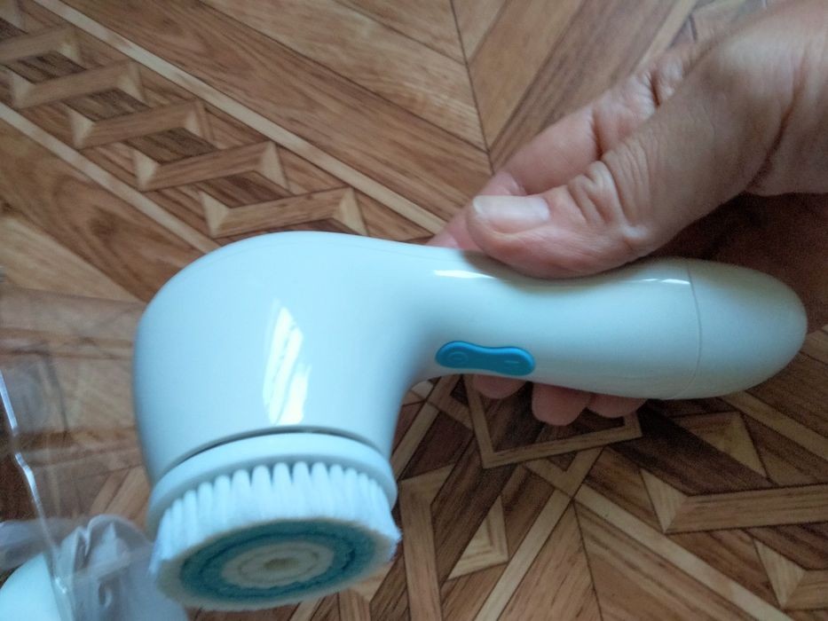 Продам систему SKINPRO  3 в 1 для УХОДА за лицом