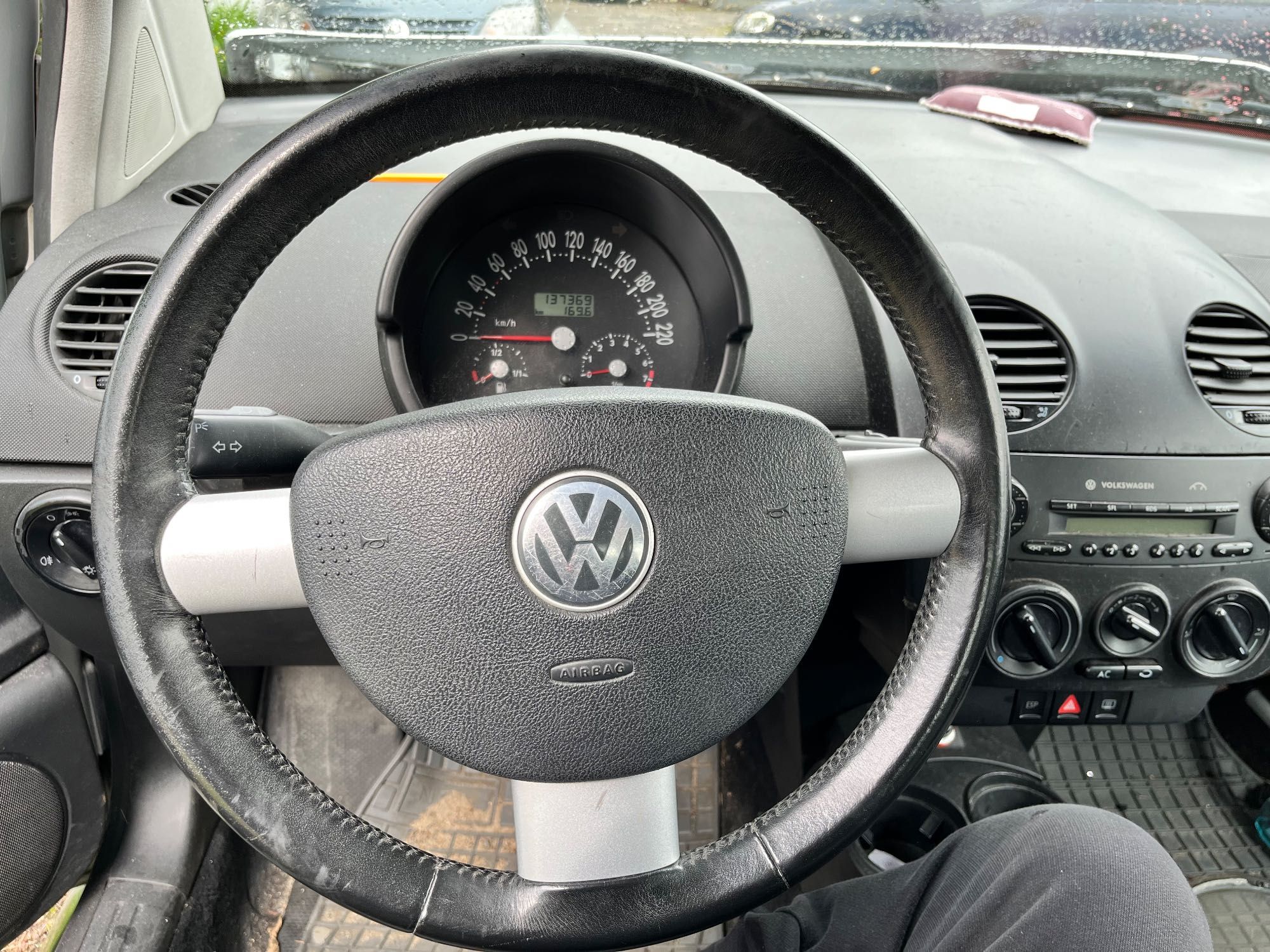 Volkswagen NEW BEETLE, 1.6 benzyna, 2003r, 137 tyś przebieg ALU KLIMA!