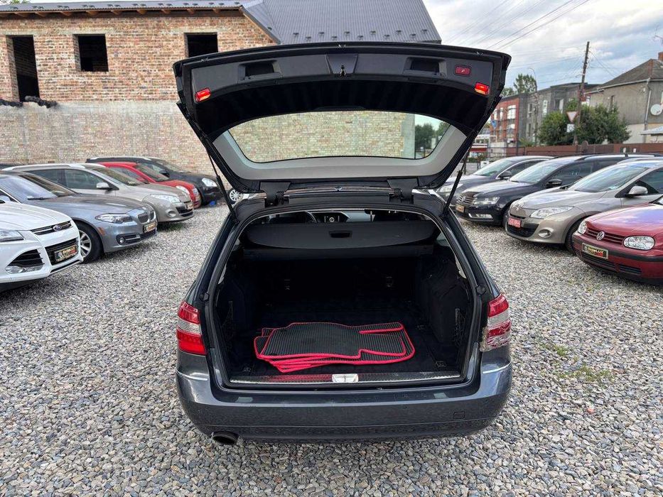Mercedes-Benz E-Class 2010, 1.8 бензин, коробка передач автомат.