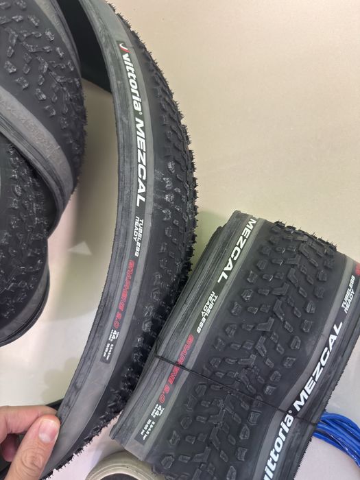 Opona Vittoria 700x44c Mezcal tubeless ready - Gravel