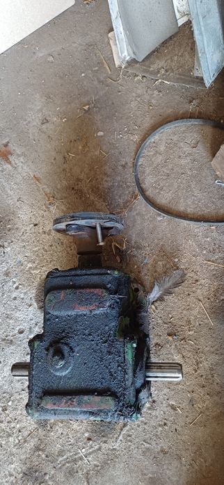 Przekładnia  do Przyczepy Samozbierającej POLSKIEJ