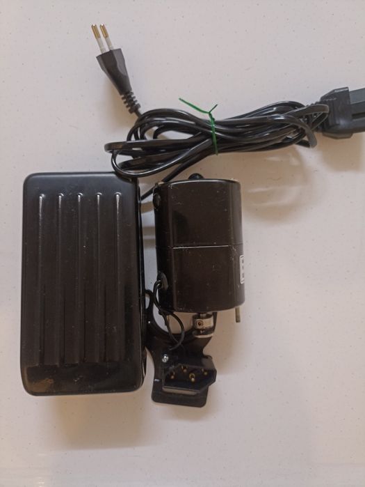 Двигун для швейної машини з педаллю керування
На этикетке мотора указ