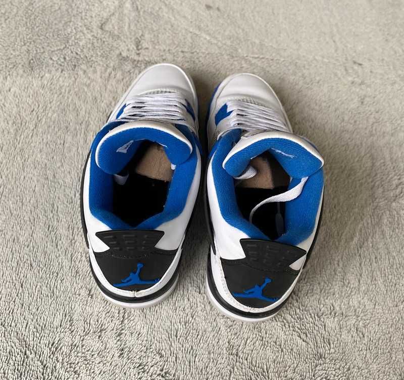 Jordan 4 Retro Motorsports R.43