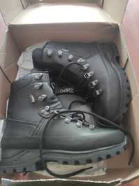 buty lowa mountain boot gtx 37