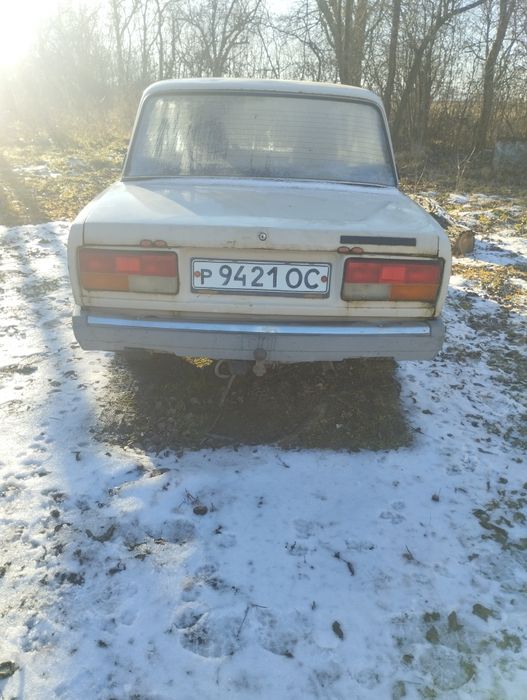 Запчастини ВАЗ двигун стартер генератор карбюратор