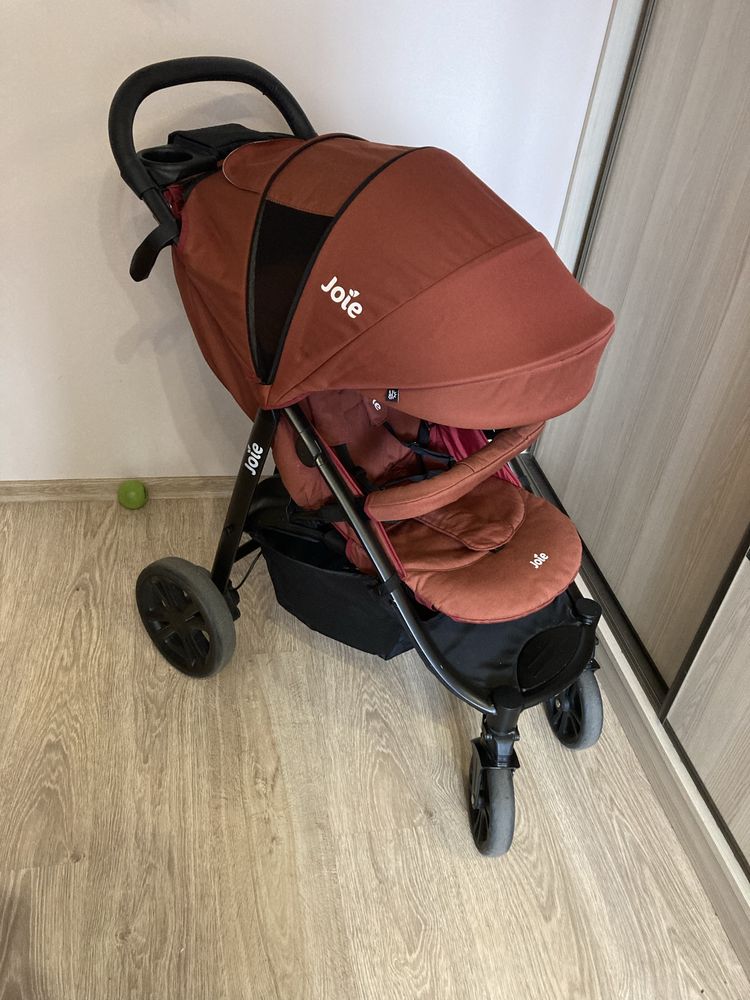 Wozek spacerowy Joie Liletrax 4