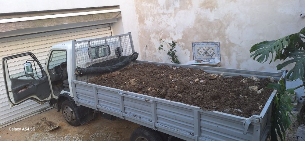 Serviço Demolição e Recolha de Entulhos e Madeiras