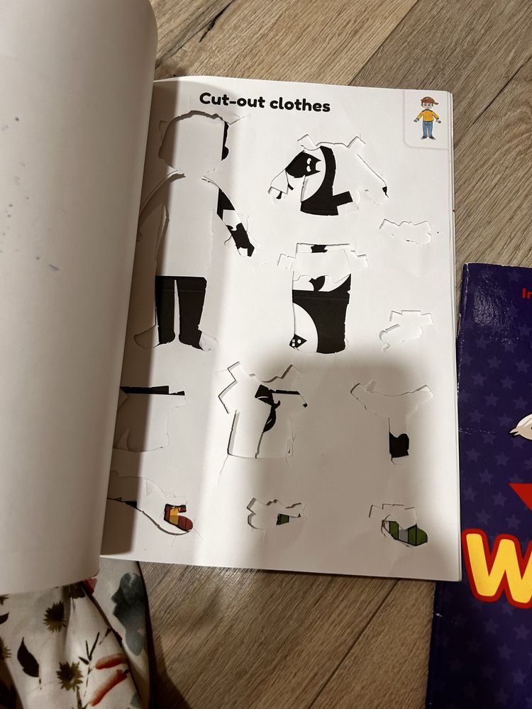 Manual e livros de fichas Ingles - 3 ano - EASY-PEASY ENGLISH