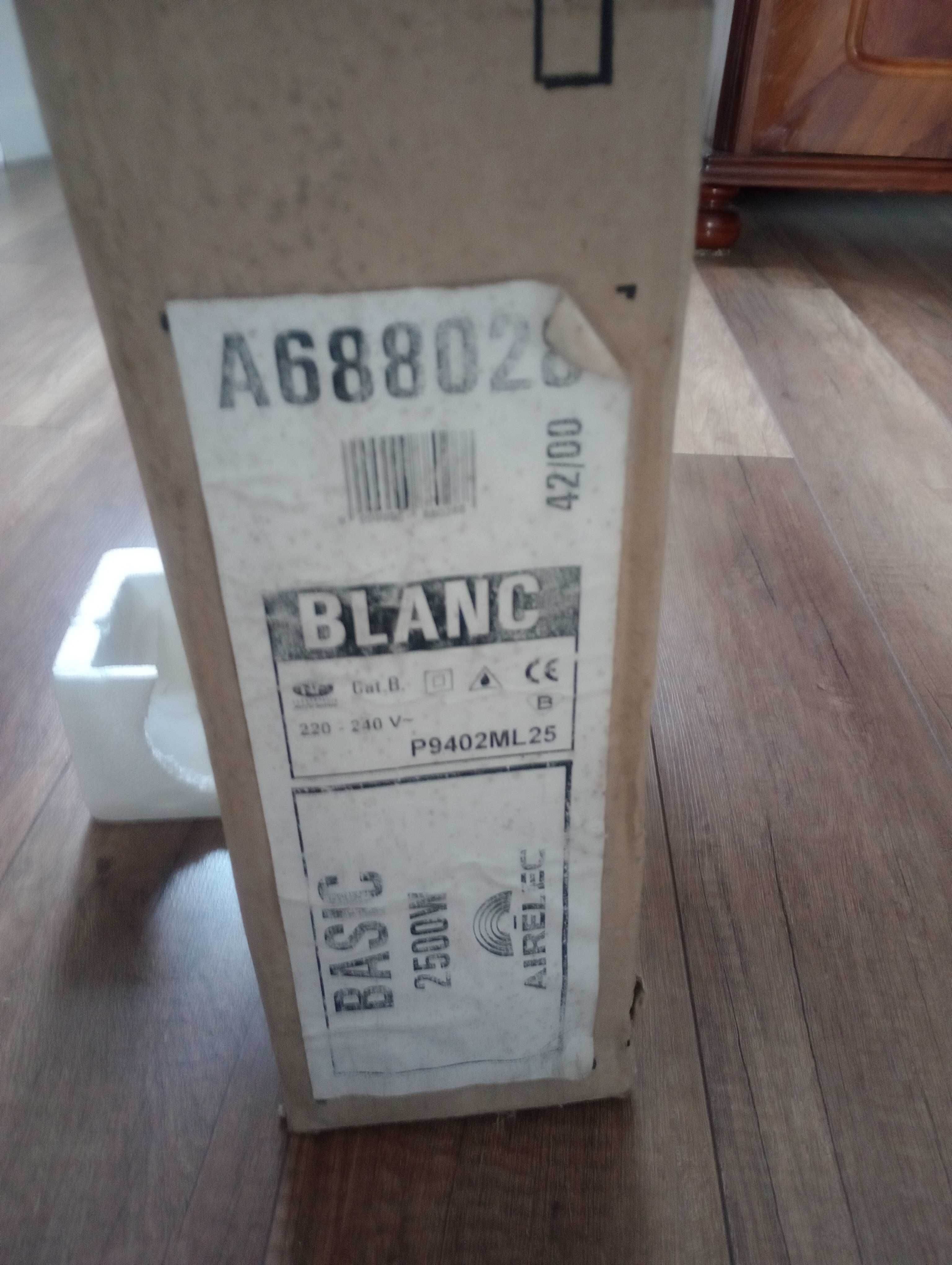 Grzejnik konwertorowy 2500 W BASIC AIREL