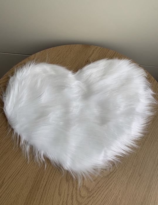 белый меховой пушистый коврик пухнастий килимок під ялинку декор