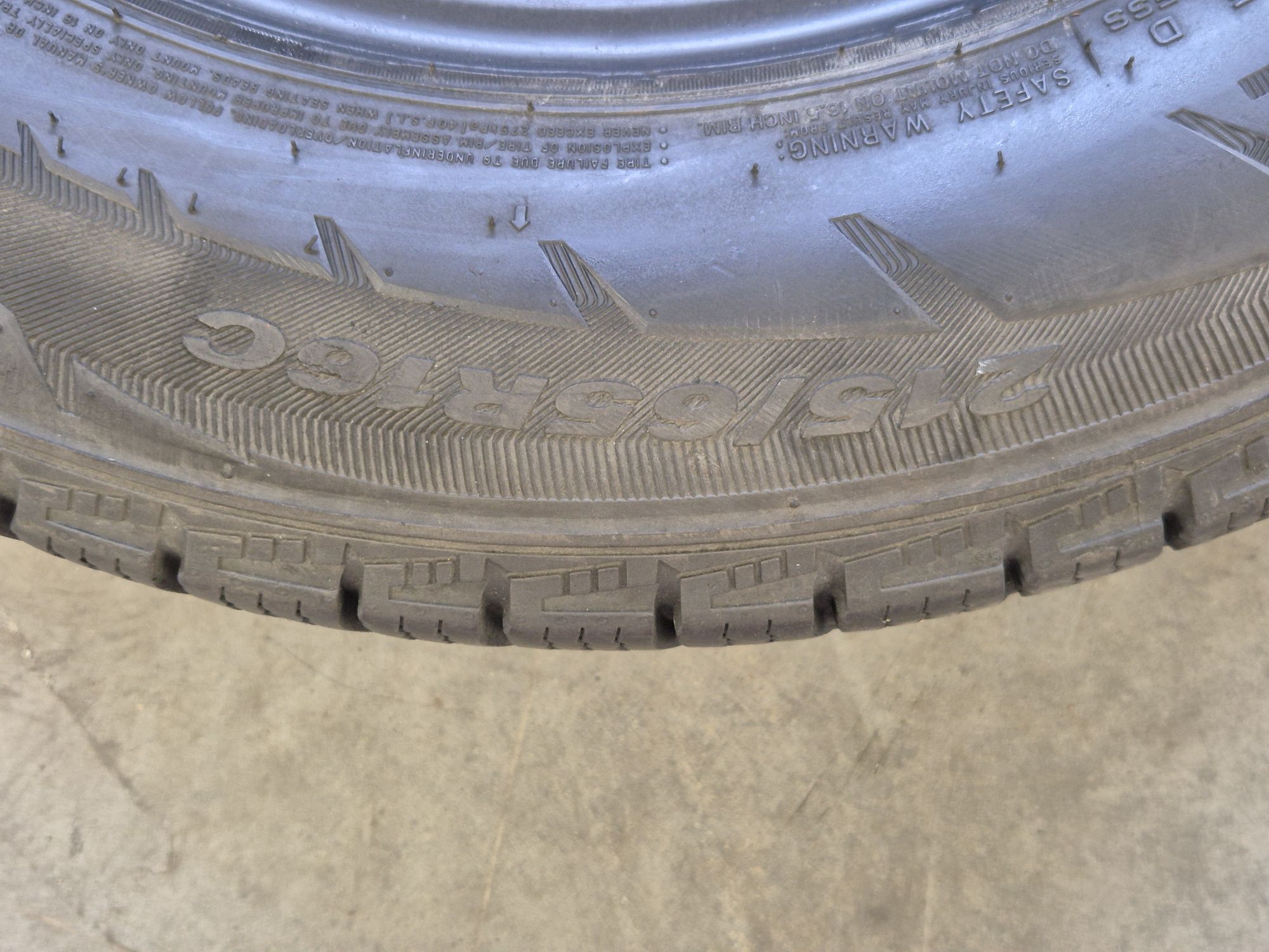 215/65 R16 C  Nexen Winguard WT1