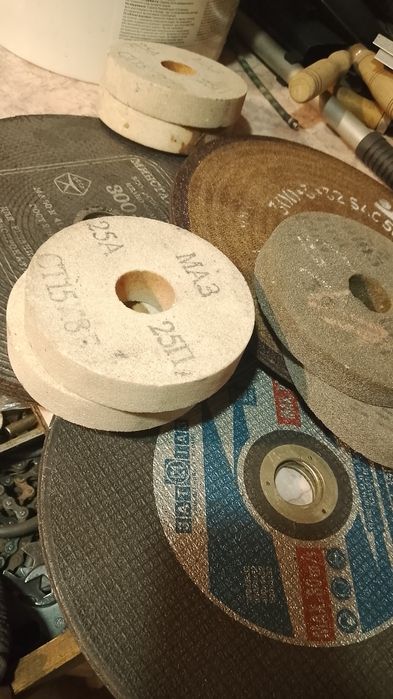 Подарок  заточной камень отрезной круг