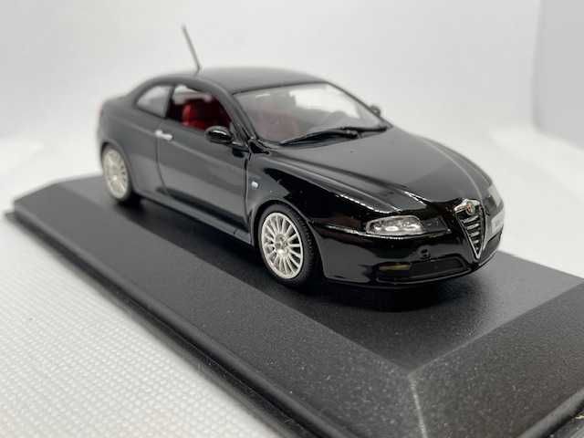 1/43 Alfa Romeo GT 2003 Minichamps