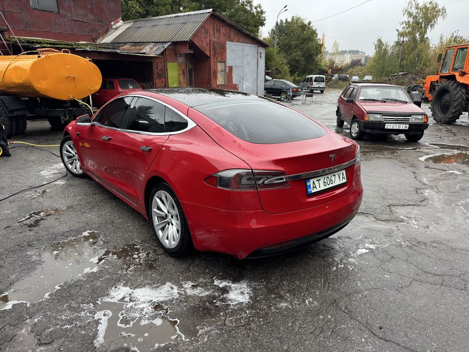 Оренда з правом викупуTesla model S 75D