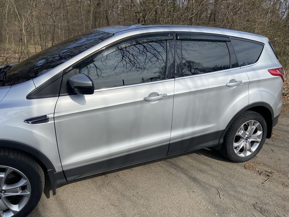 Форд Ескейп (2013 SEL 2.0 л 245 к.с.)