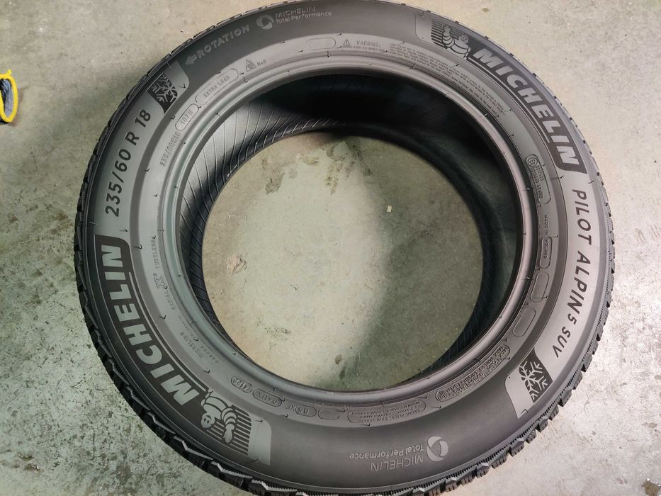 Michelin Alpin5 R18 235 60 ідеал 8мм зимові шини преміум класу