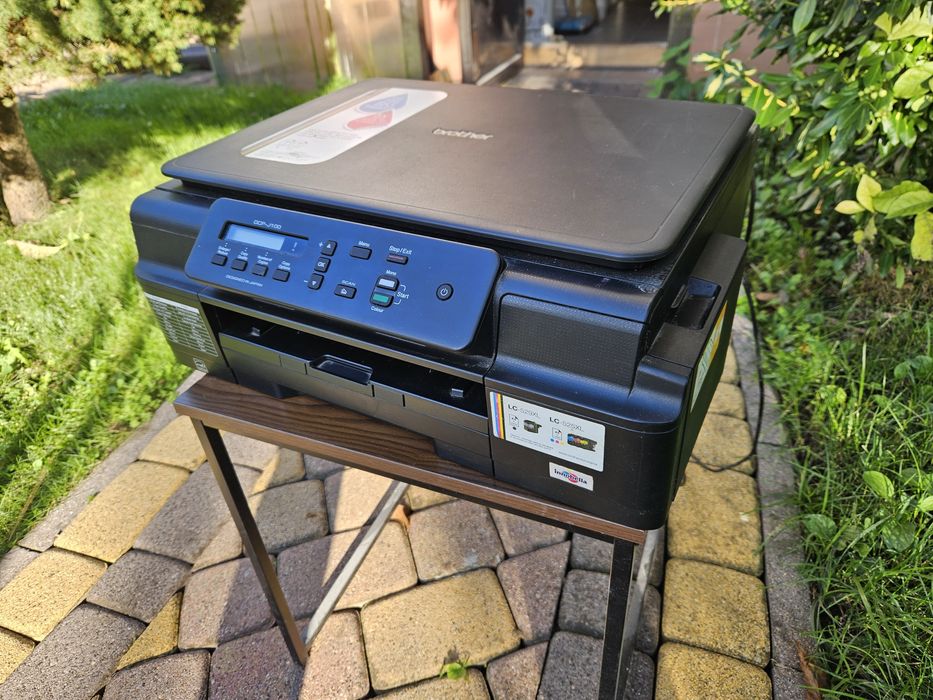 Drukarka Brother DCP-J100