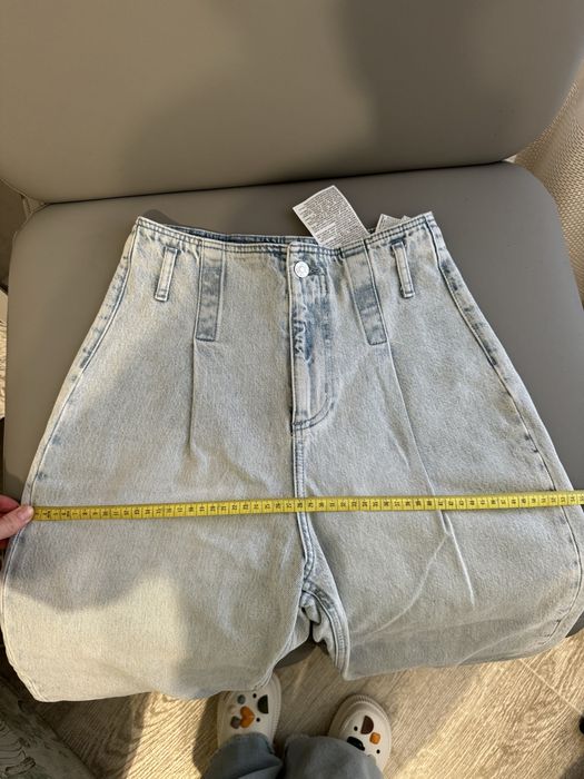 zara джинсы мом