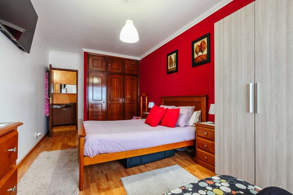 NOVIDADE apartamento t2 com lugar de garagem Mem Martins