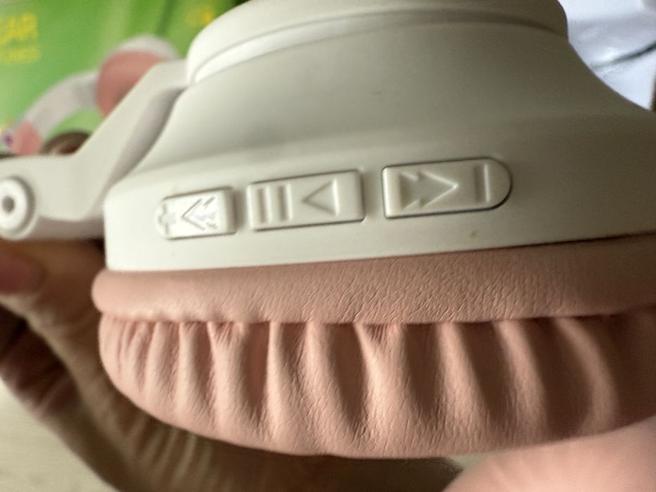 Бездротові складні навушники з мікрофоном і bluetooth с ушками и led