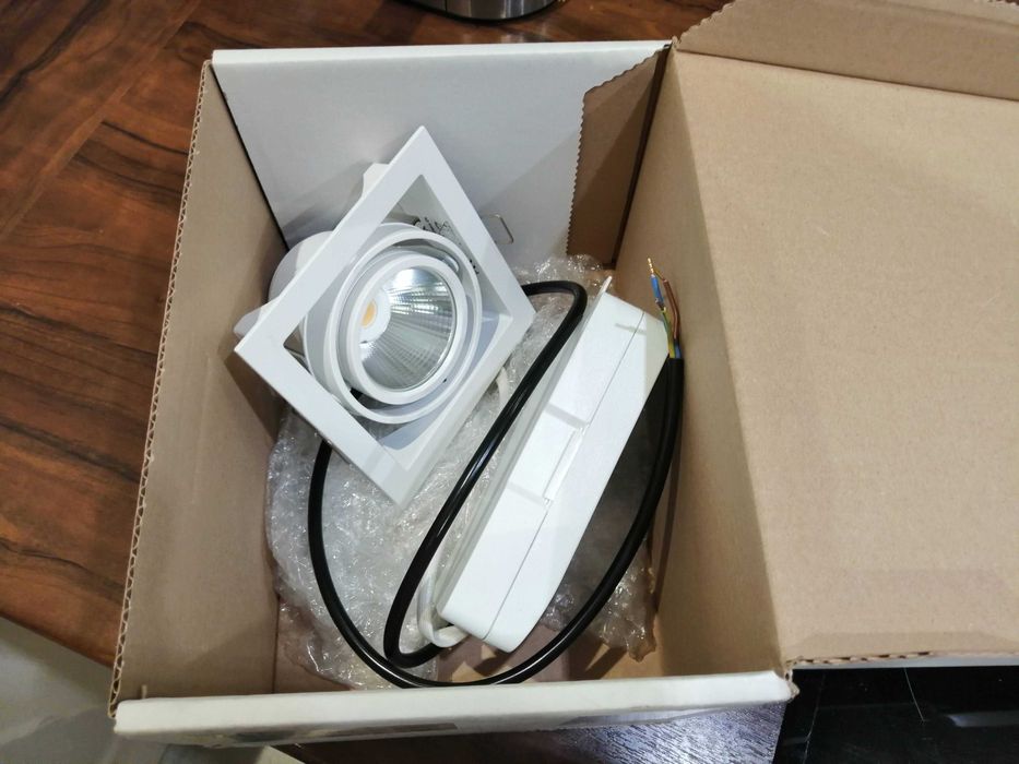 Oprawa oświetleniowa, lampa LED Lival - casa pan Nowa