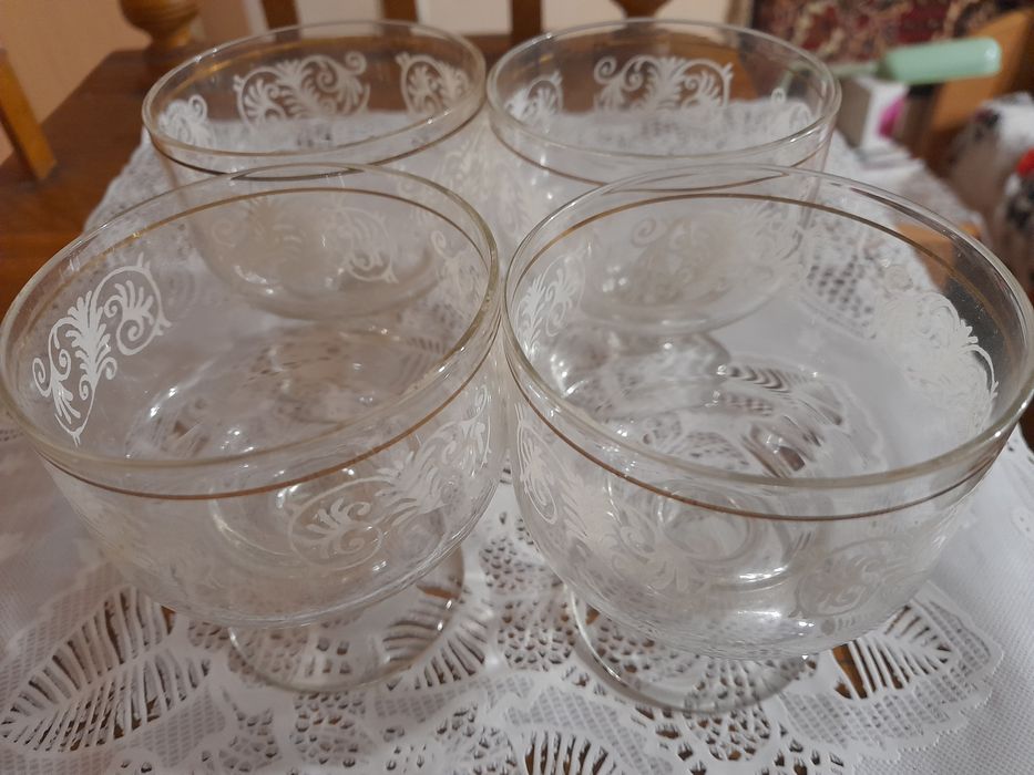 Скляні бокали для пива