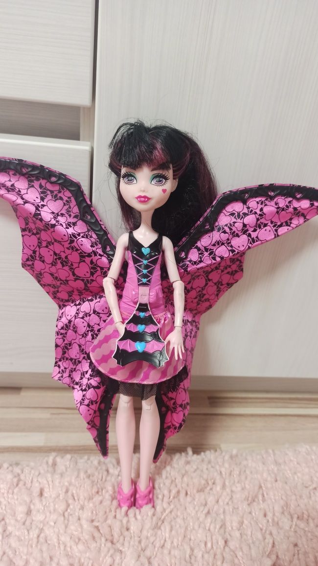 Лялька Monster High Draculaura Ульотна Дракулаура