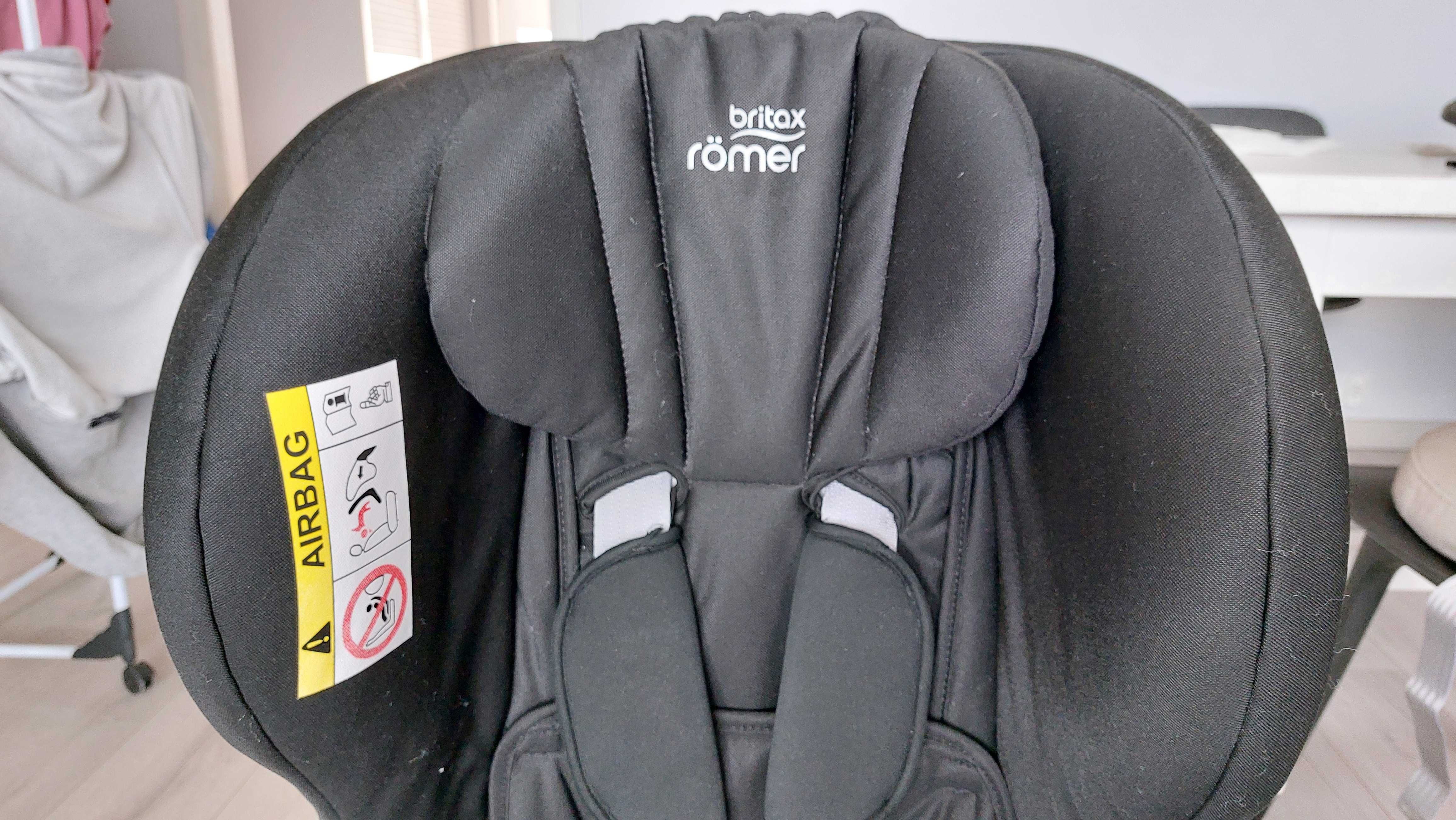 BRITAX RÖMER Fotelik samochodowy Max-Way Black Series Cosmos Black