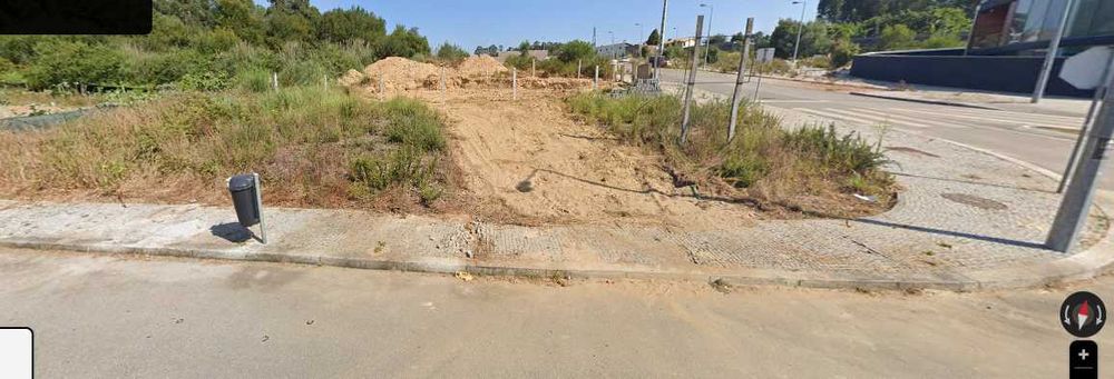 Terreno construção nogueira da regedoura santa maria da feira