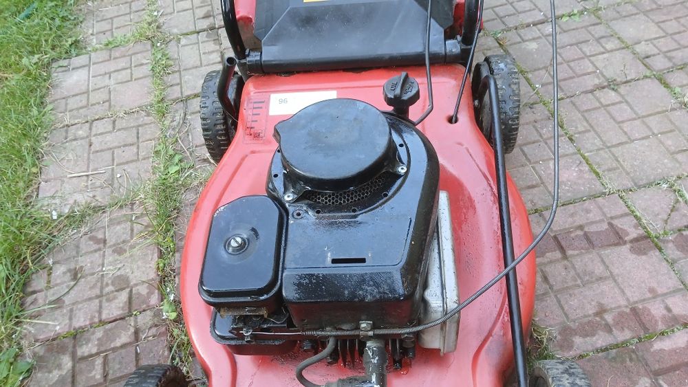 Kosiarka do trawy z napędem