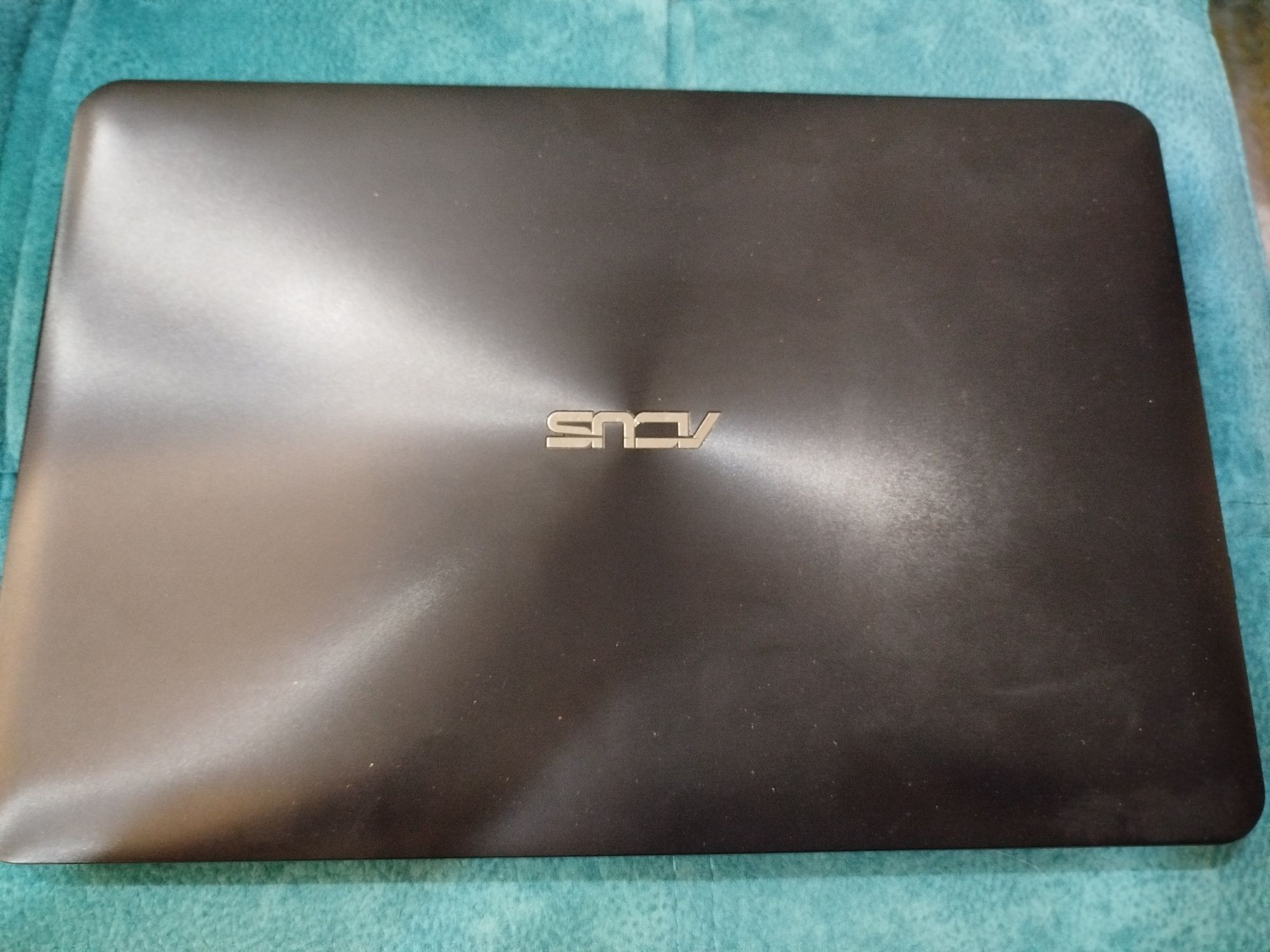 Portatil ASUS X555L