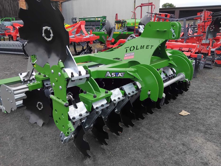 Brona talerzowa 3m ASTAT talerze 560 wał daszkowy 600 ekrany, TOLMET