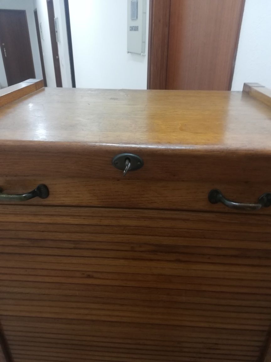 Móvel Ficheiro de ripas da Olaio vintage