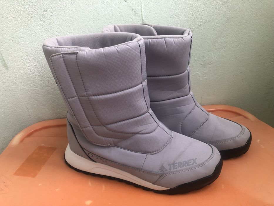 Продам женские сапоги оригинал Adidas Terrex (40 р) 25.5 см