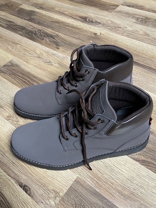 Buty zimowe Levis za kostke kolor brązowy