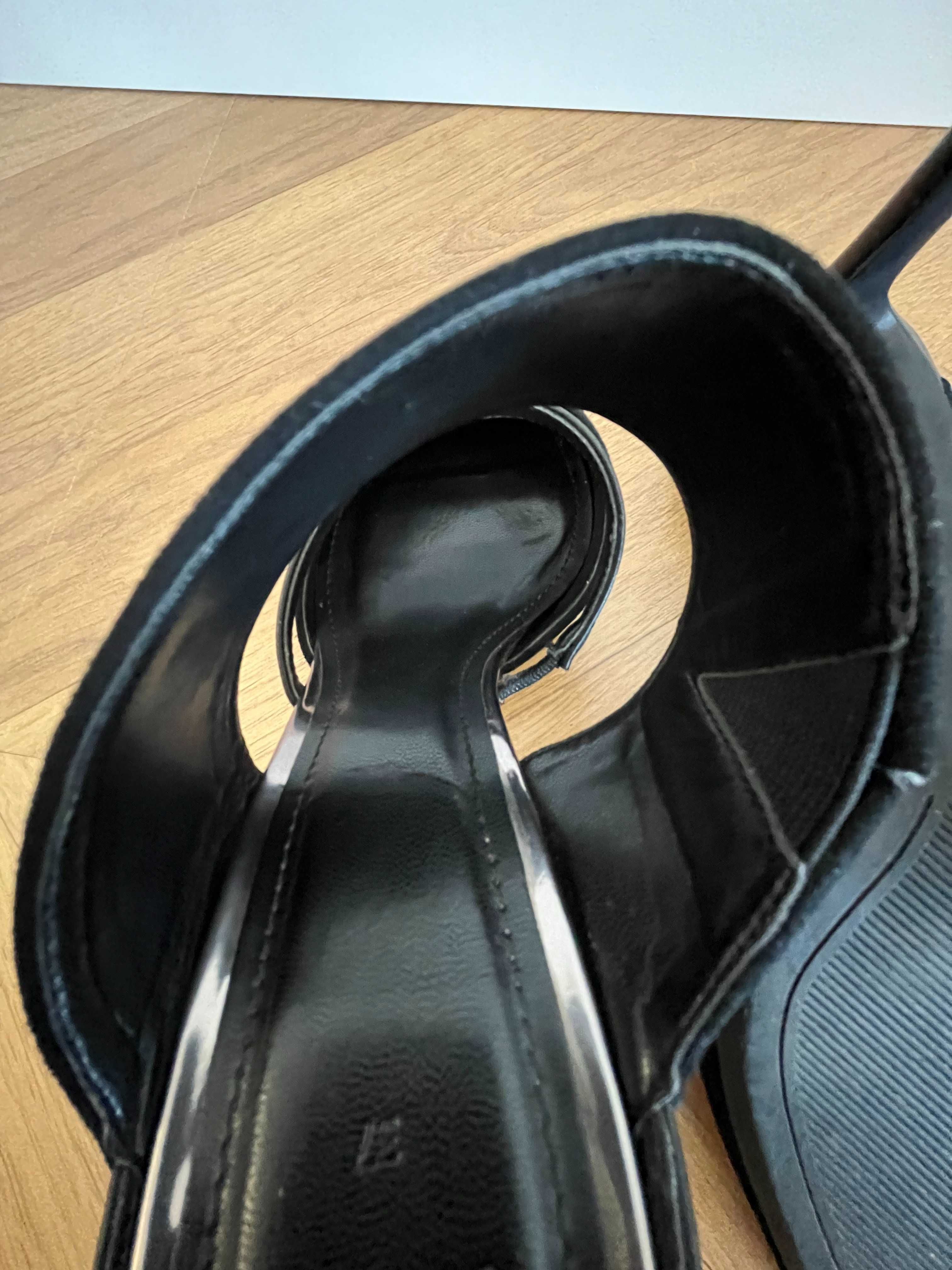 Czarne eleganckie szpliki od Bershka rozmiar 37