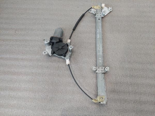 Elevador vidros frente direito NISSAN Almera II Sedan (N16)