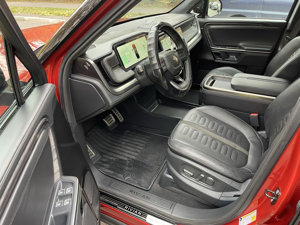 Продам авто RIVIAN R1T