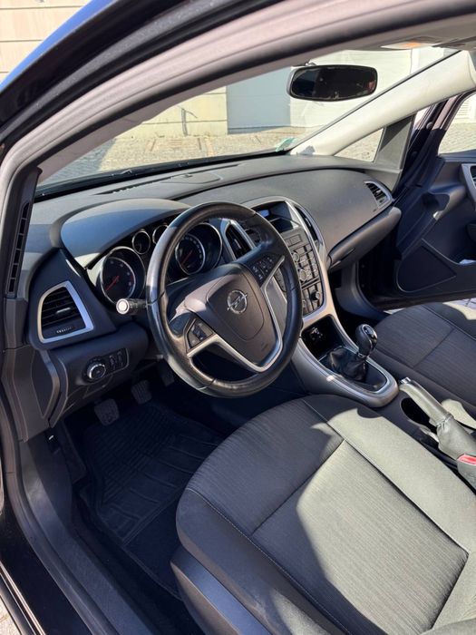 Opel Astra 1.3 CDTi Enjoy Star