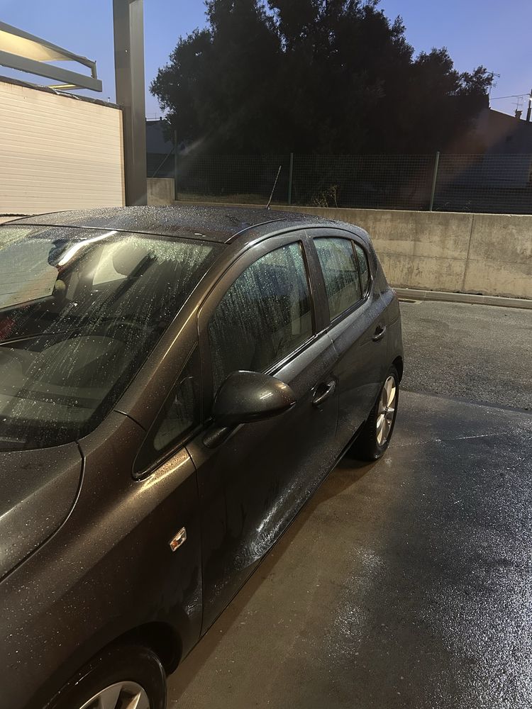 Opel corsa 1.2 gasolina 2017