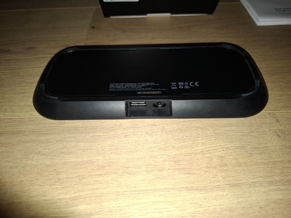 Ładowarka indukcyjna MOPHIE dual wireless charging pad